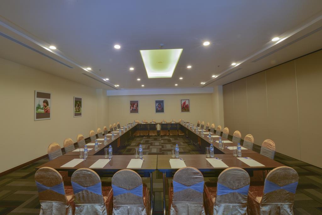 Aristo International Hotel Lào Cai Buitenkant foto